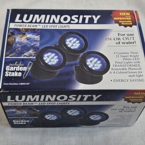 Pond Lights Luminosity Power Beam LED Spotlights In/Out Water 4 Color Lenses D